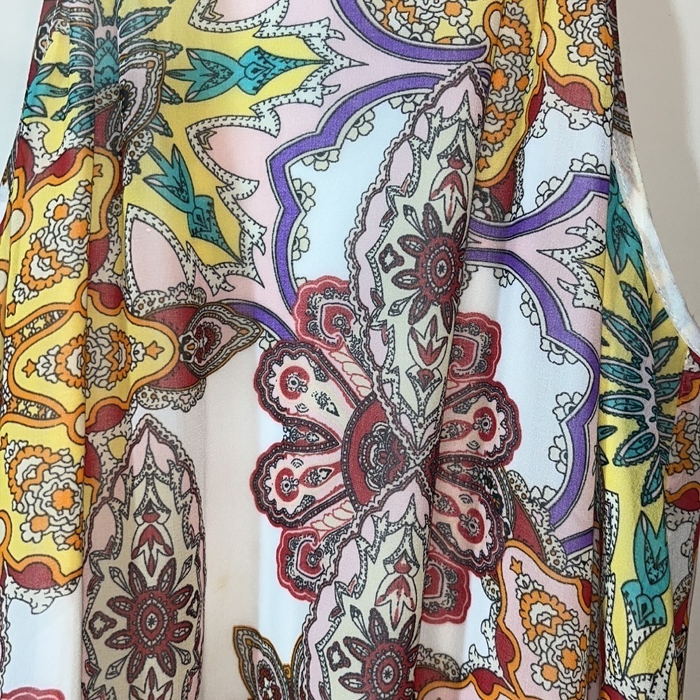 Romeo & Juliet Couture Halter Dress - Picture 2 of 4